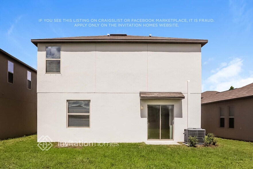 Building Photo - 15606 Greenleaf Bay St