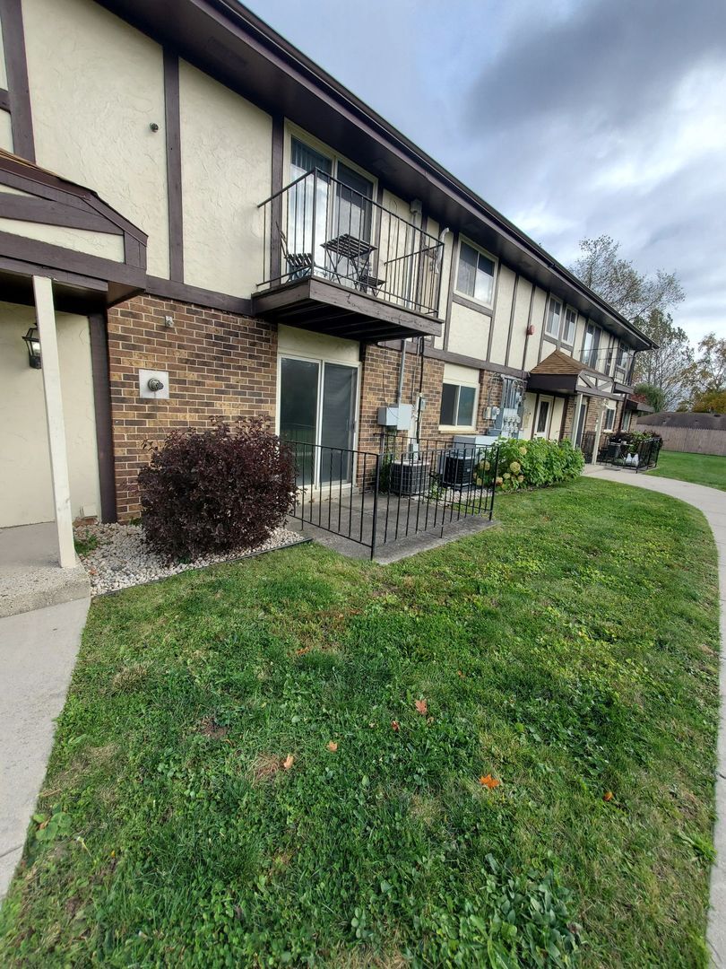 Building Photo - 6868-6870 Kathleen Court