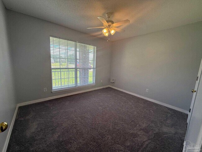 Building Photo - 4902 Chads Cir