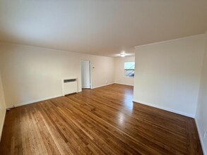 Building Photo - 816 Cowper St