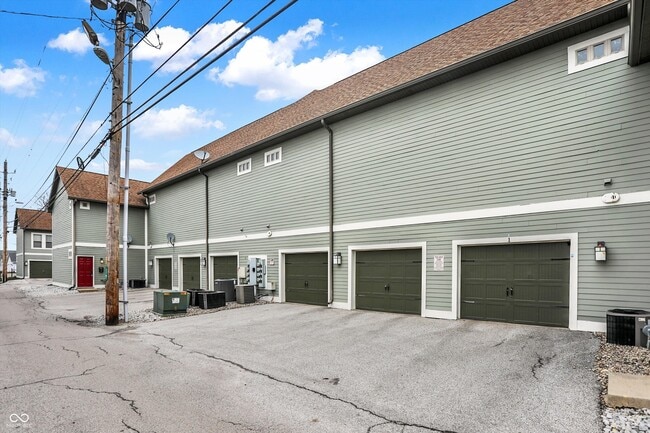 Building Photo - 2241 N Scioto St