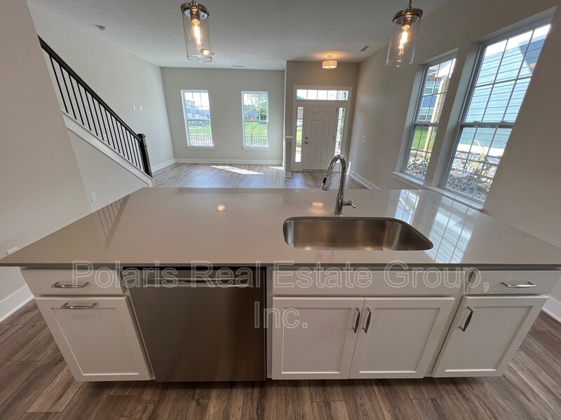 Building Photo - 577 Steinbeck Pl