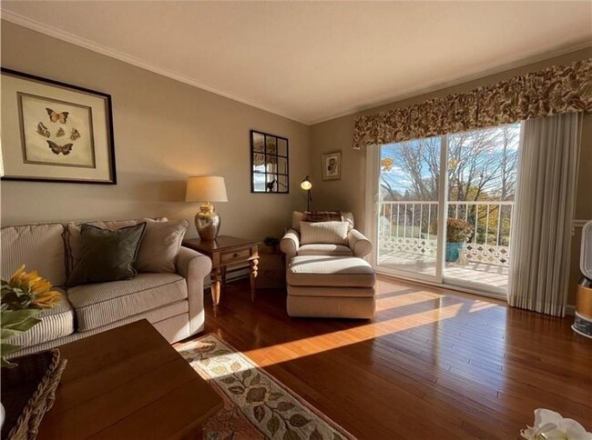 Building Photo - 41 Bullocks Point Ave