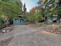 Building Photo - 3060 Onyx St