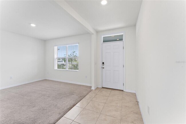Building Photo - 5038 Foxglove Cir