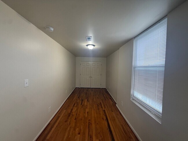 Building Photo - 2911 Greenmount Ave