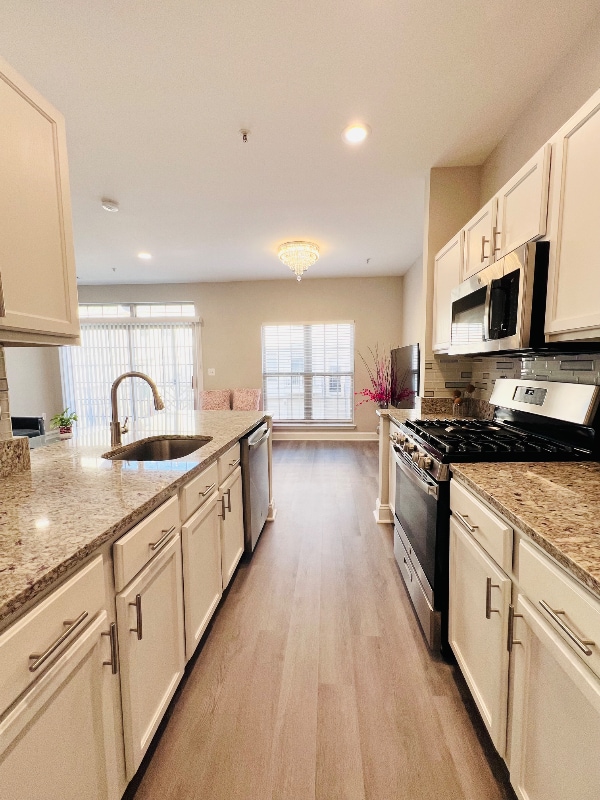 Building Photo - 46375 Pryor Square