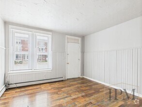 Building Photo - Available Now Cozy 1 Bedroom 1st floor Apa...