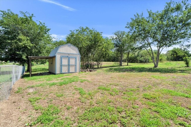 Building Photo - 1005 Monte Vista Dr