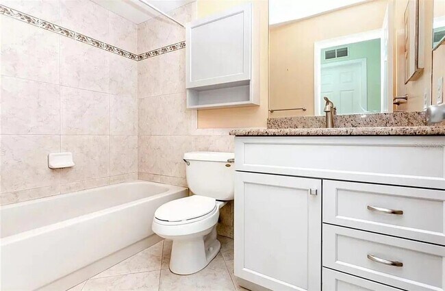 Building Photo - 244 Myrtle Ct