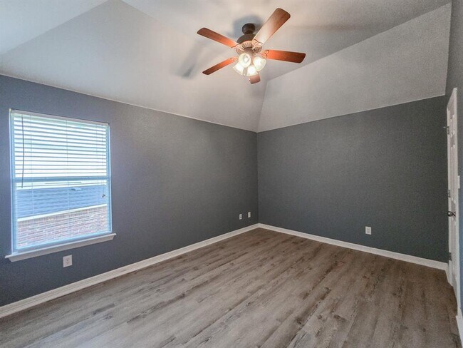 Building Photo - 508 Hidden Brook Ln
