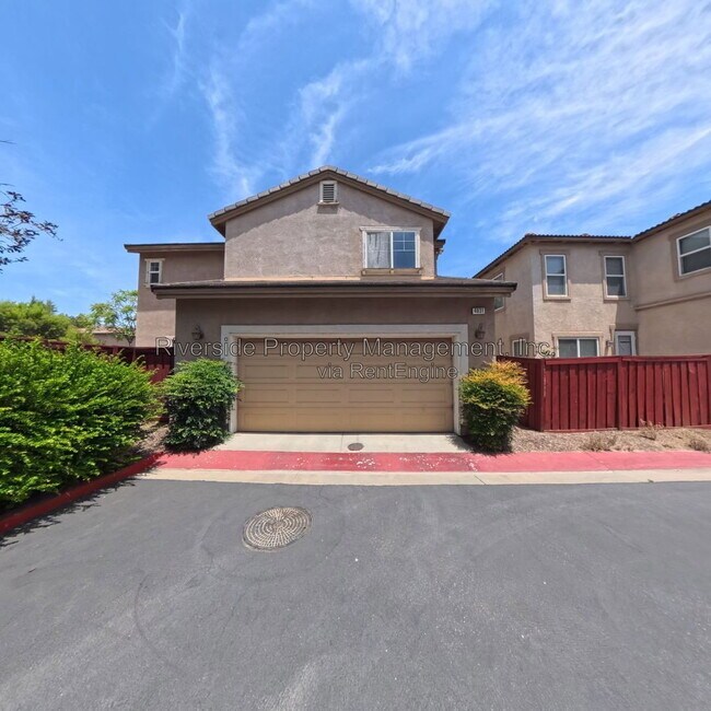 Building Photo - 4031 Cey Ct