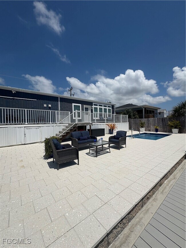 Building Photo - 2642 York Rd