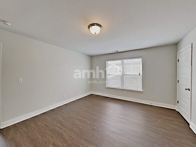 Building Photo - 5317 Tupelo St