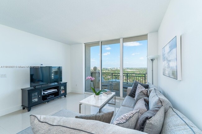 Building Photo - 3232 SW 22nd St