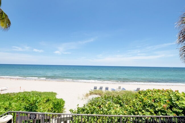 Building Photo - 2066 N Ocean Blvd