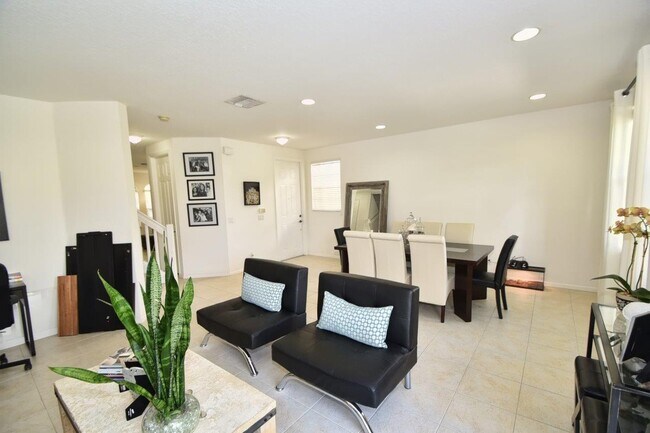 Building Photo - 16178 Poppy Seed Cir