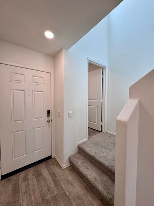 Building Photo - Newly built 4 bedroom Winchester home for ...