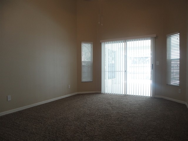 Building Photo - 2302 Lyncrest Ct