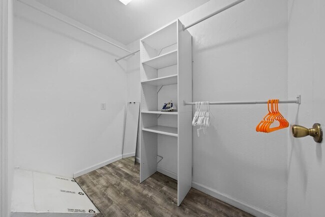 Building Photo - 10150 Sierra Madre Rd