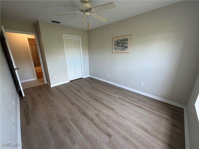 Building Photo - 10904 Regent Cir