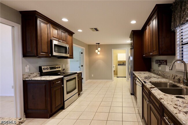 Building Photo - 12840 Dornoch Ct