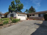 Building Photo - Stylish Single-Level in Marinwood | Great ...