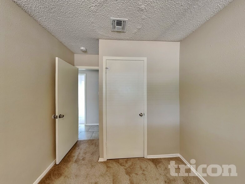 Building Photo - 5015 Walt Schirra St