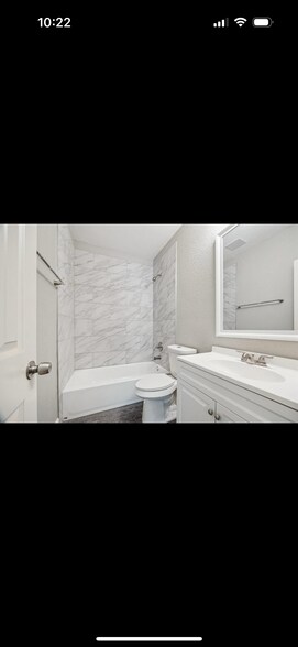Building Photo - 6306 Thrush Dr