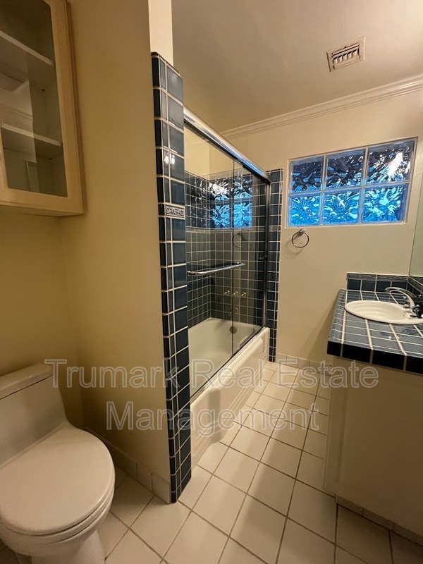 Building Photo - 4508 Rockland Pl