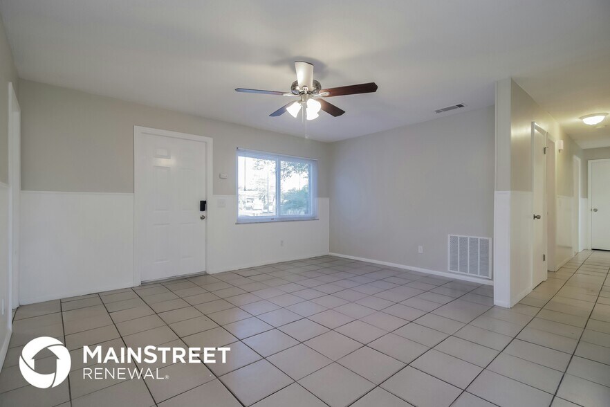 Building Photo - 130 Kasey Dr