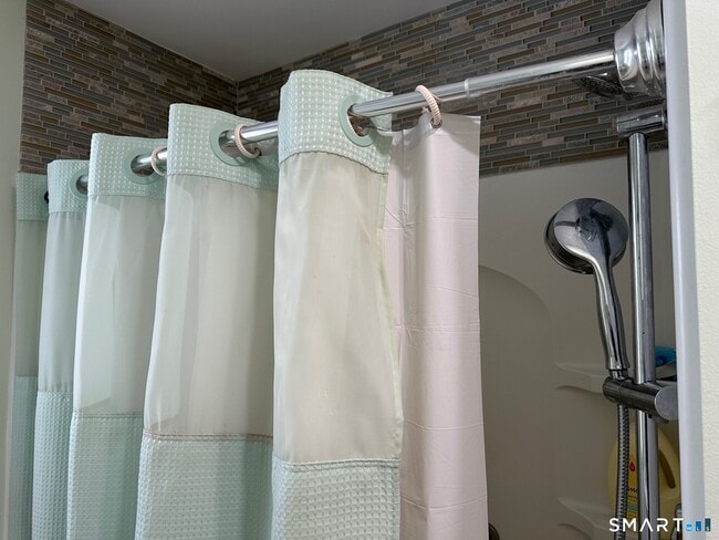 Building Photo - 287 East St