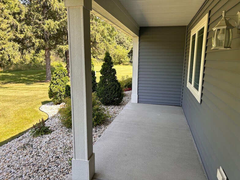 Patio - 1051 Spring Brook Dr