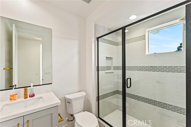 Building Photo - 2116 Cresta Dr