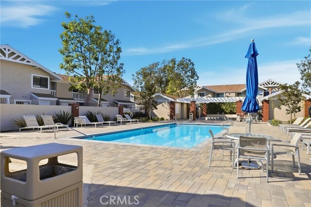 Building Photo - 133 Tarocco