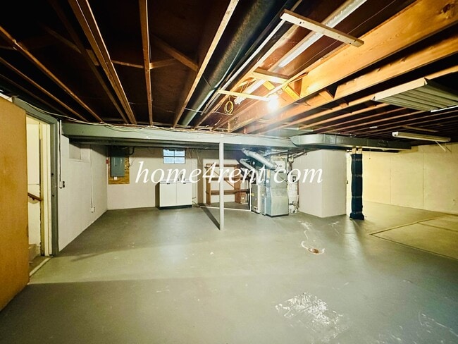 Building Photo - 11131 Wornall Rd