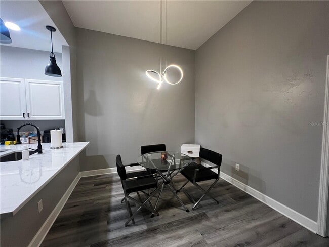 Building Photo - 250 SW 145th Dr