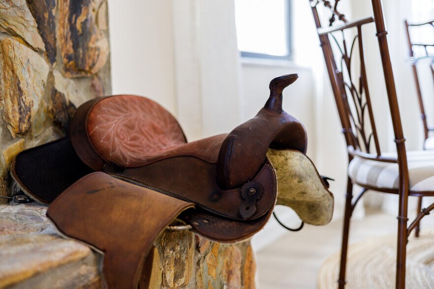 Building Photo - 4936 40th Ave N