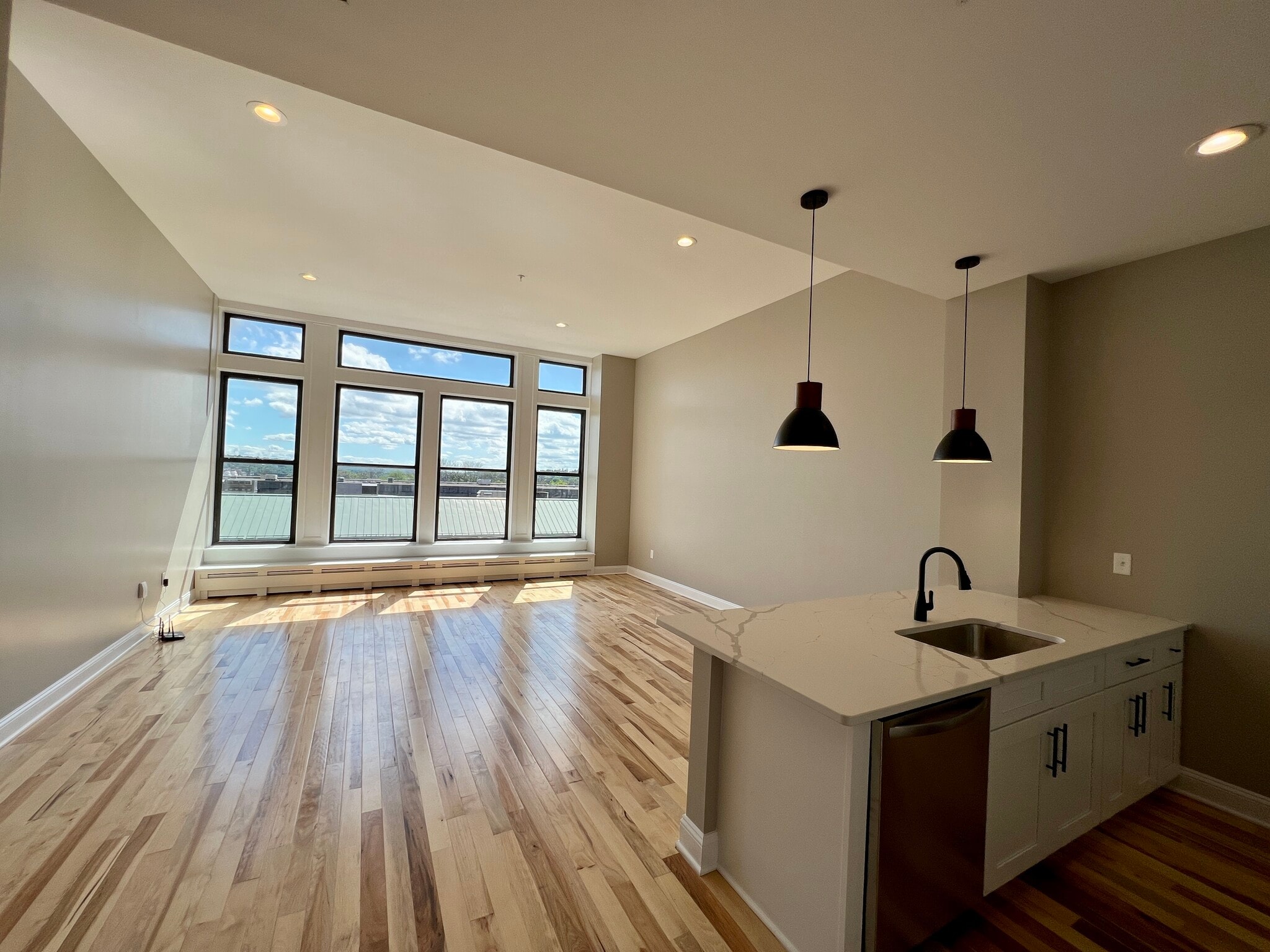 Building Photo - 409 Lackawanna Ave