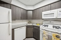 Building Photo - Leverington Court Apartments