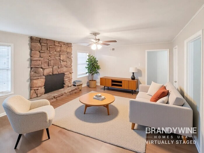 Building Photo - 6787 Spruce Hill Dr