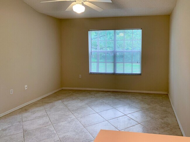 Building Photo - 3BR/2BA Condo in Haile Plantation - Availa...