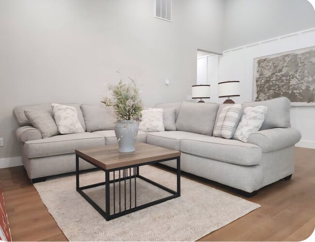 Building Photo - 6384 W Flanders Ln