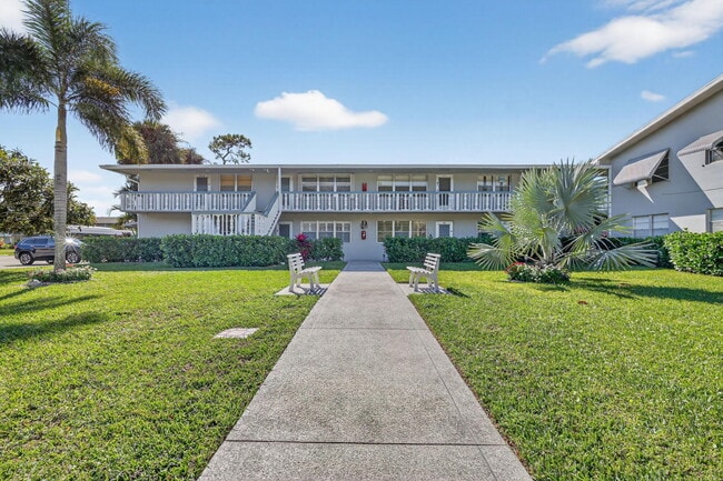 Building Photo - 378 Sheffield P