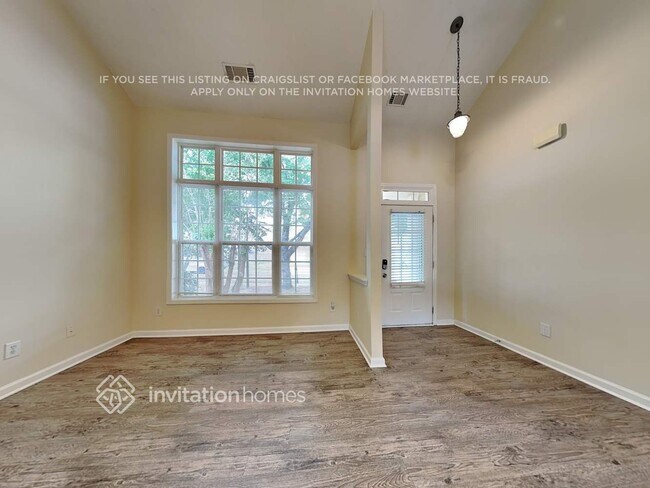 Building Photo - 401 Pondweed Dr