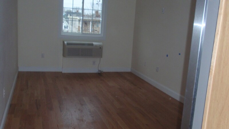 Building Photo - 20 W Rosseter St