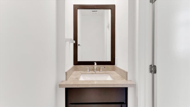 Building Photo - 2115 Colorado St