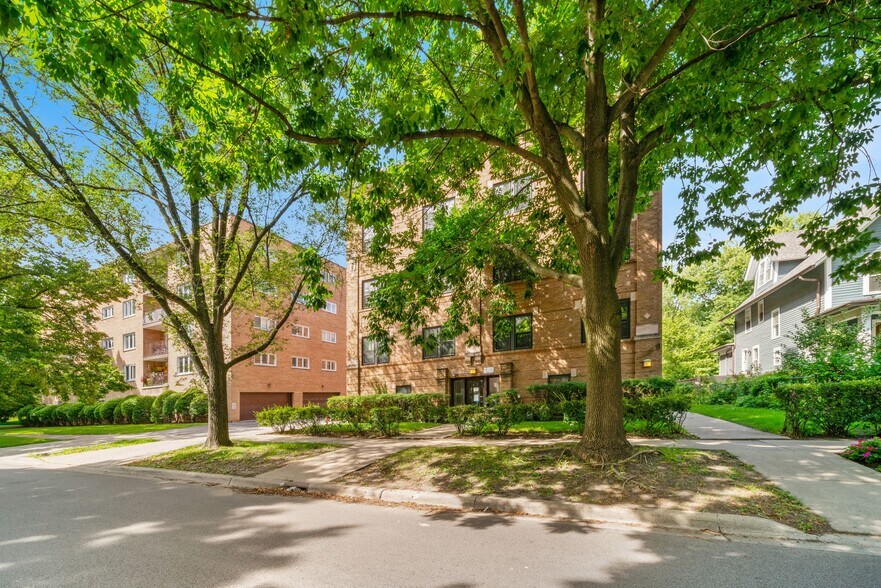 Building Photo - 721 Foster St