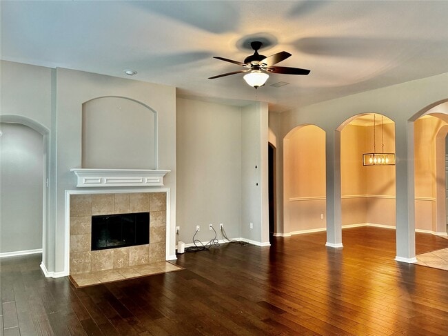 Building Photo - 28019 Canyon Wren Dr