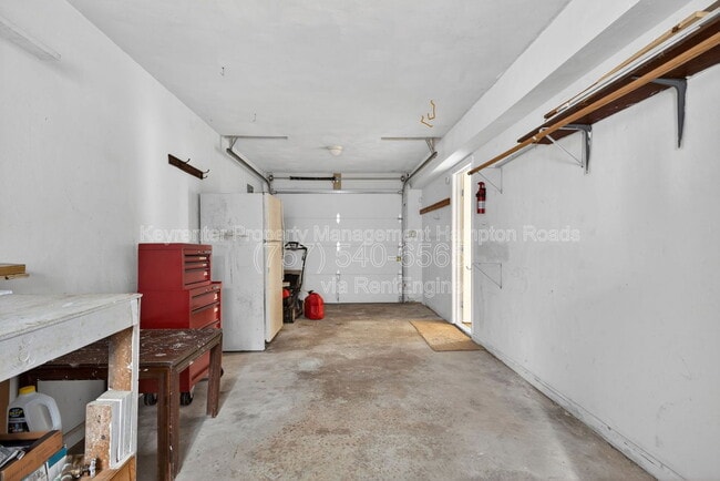 Building Photo - 4314 Midhurst Ln